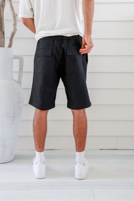 Braintree Mens Premium Hemp Elastic Shorts on man Black