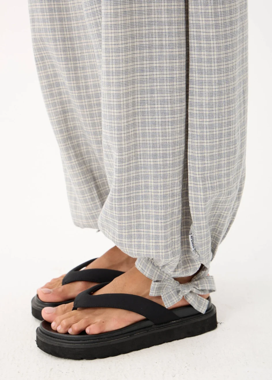 Afends - Lyana Balloon Pant Silver Birch - Image 11